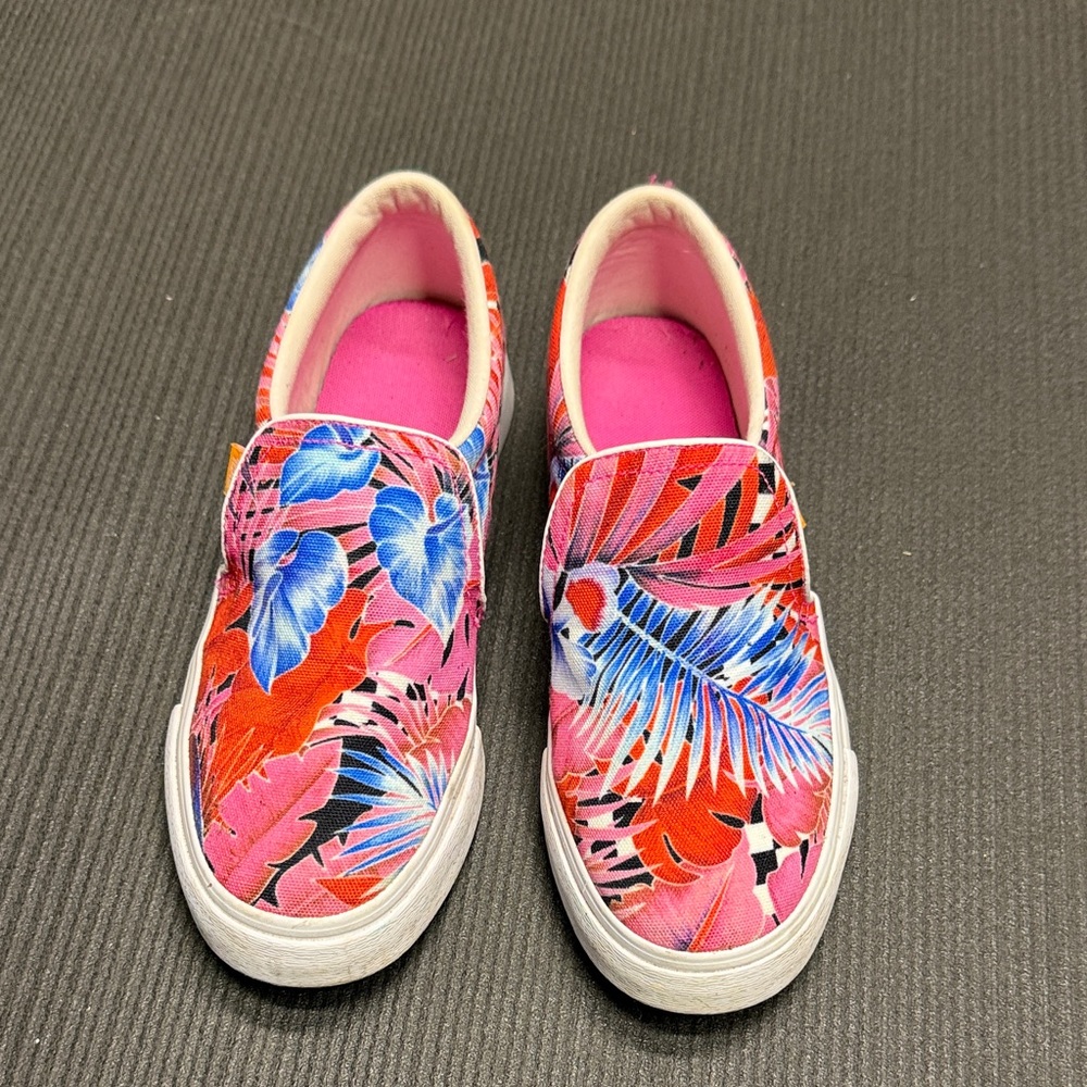 Nike tropical Slip-On Shoes